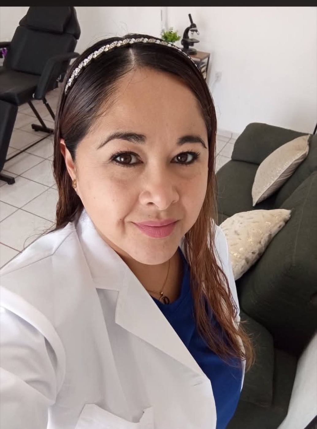 Q.F.B. Dalia Rivera Nava en su clínica DAR Estética